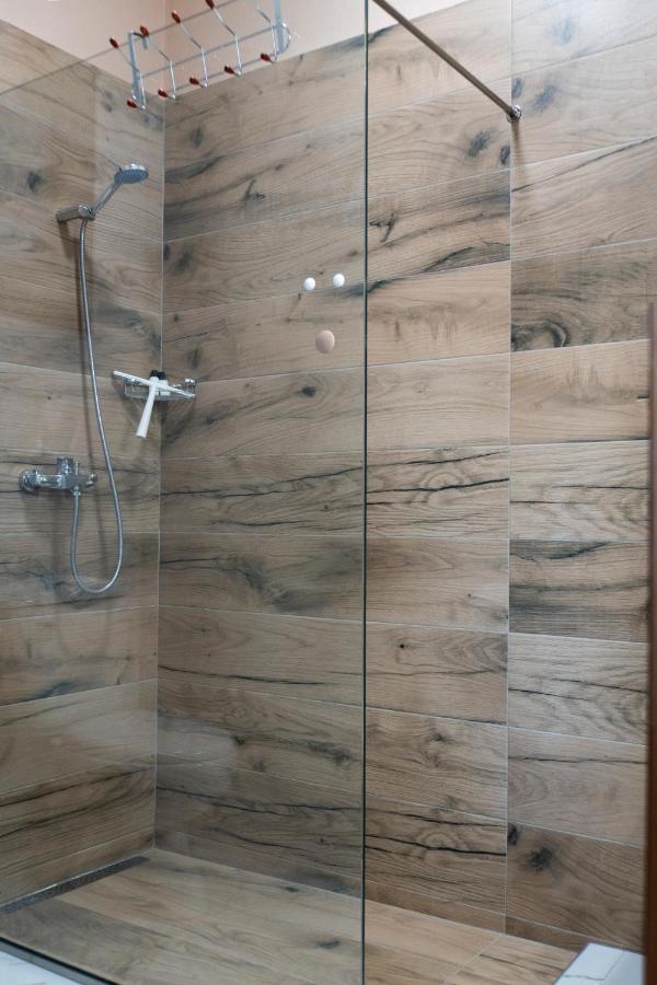 shower